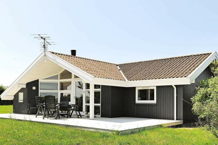 Pet Friendly Contemporary Ebberup Home With Terrace