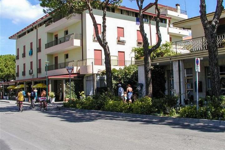Pet Friendly Hotel Cavallino Bianco
