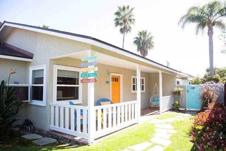 Pet Friendly Live the Beach Life in a Quaint Shell Cottage