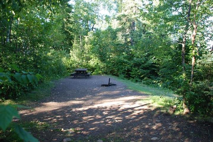 Pet Friendly Crescent Lake Campground