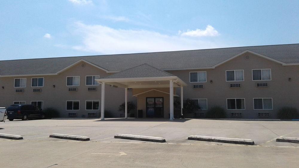 Hardy's Spring River Lodge Pet Policy