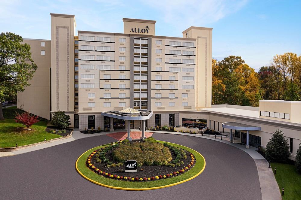 The Alloy King of Prussia a DoubleTree by Hilton Pet Policy