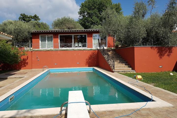 Pet Friendly Villa with Private Pool for Exclusive Use