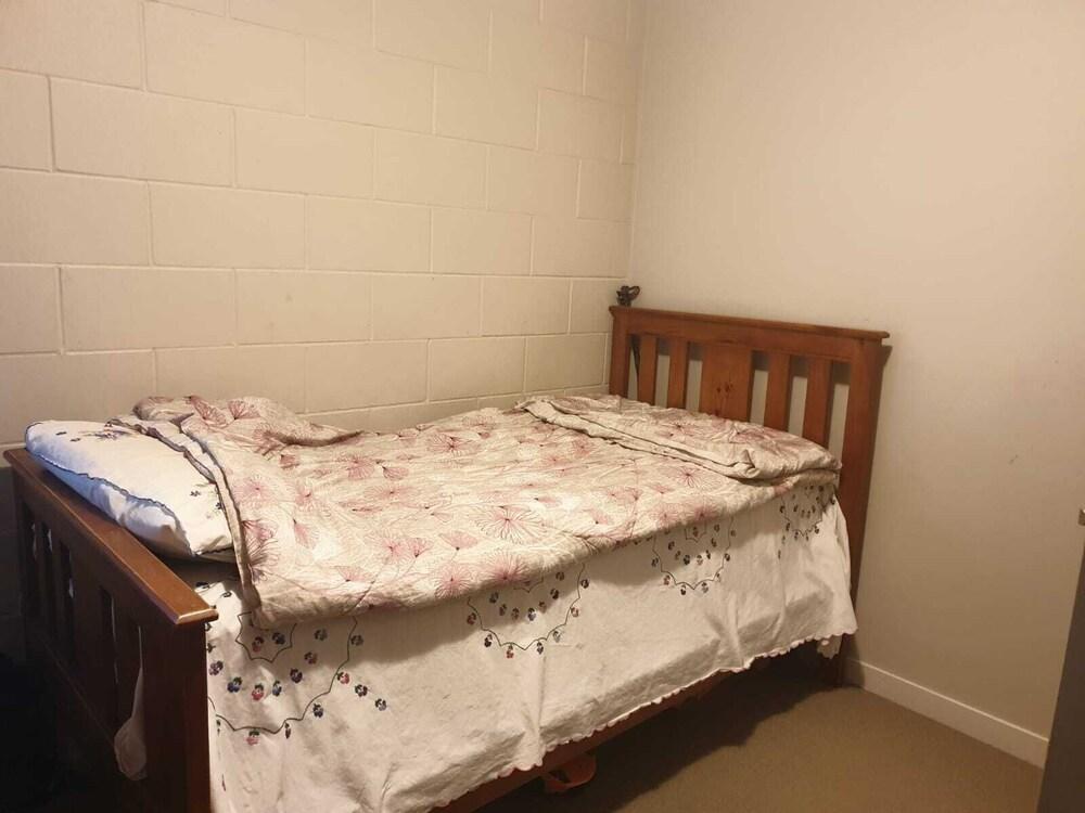 Pet Friendly Nice & Tidy 3BR with Free Parking
