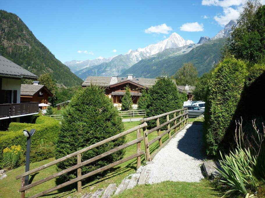Les Houches Airbnb Rentals Pet Policy