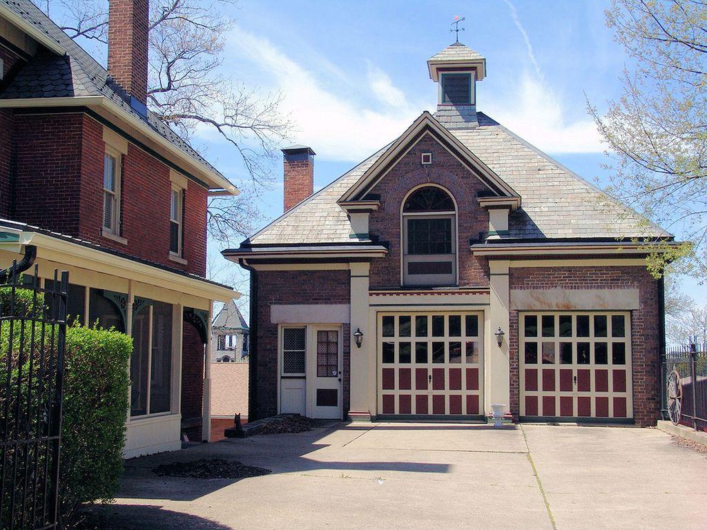 VRBO Massillon Pet Policy