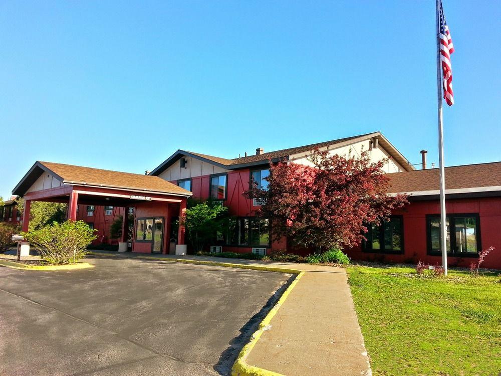 Pet Friendly Hotels In Marquette Mi Bringfido