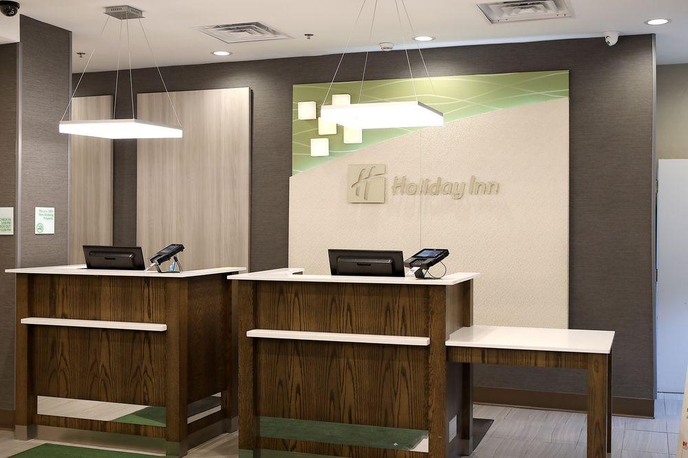 Holiday Inn Chicago O'Hare Pet Policy