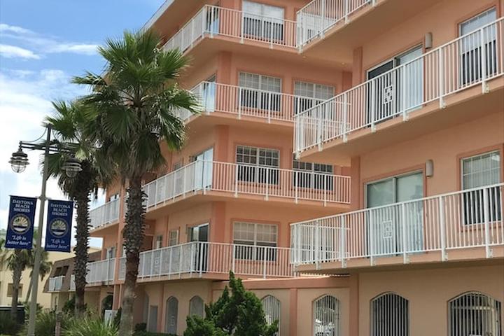Pet Friendly Beachside Condo 2/2 with Pool