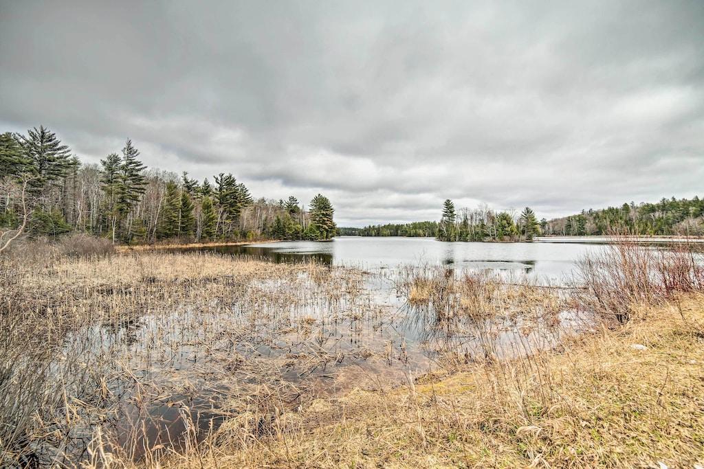 Peaceful Ishpeming Retreat Walk to Deer Lake Pet Policy