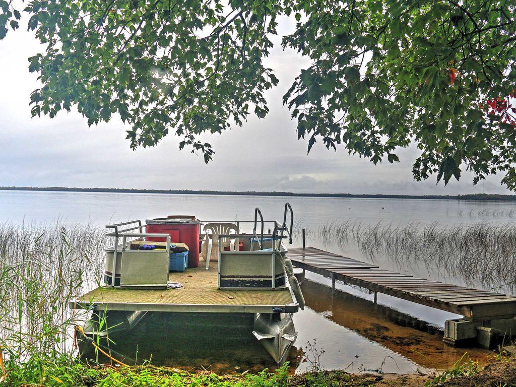 Pet Friendly Lakefront 3BR Gould City Cabin w/Private Dock