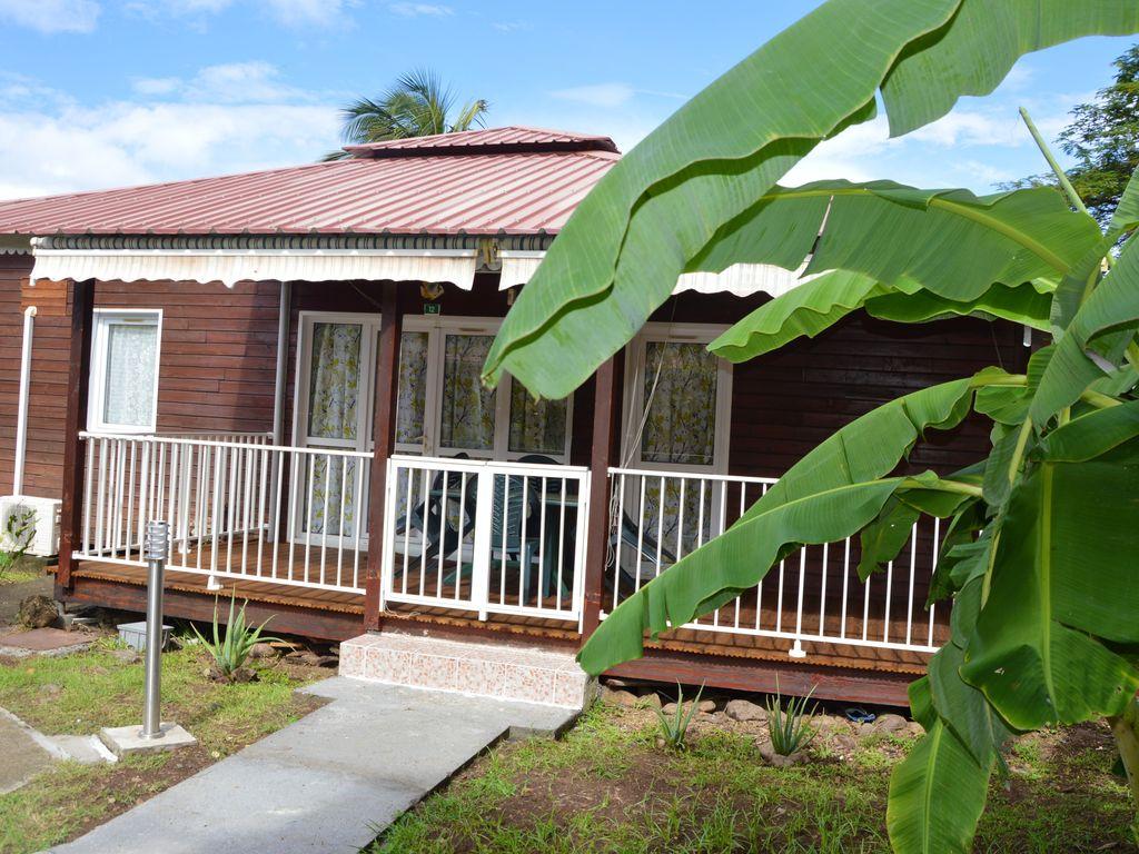 Pet Friendly 2-Bedroom Bungalow with Sea View