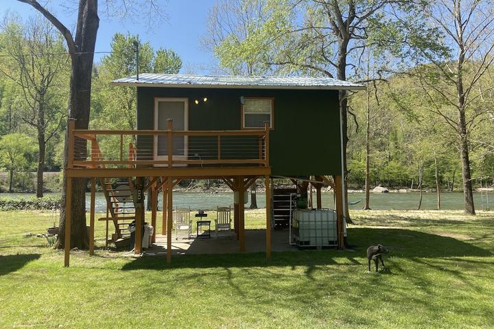 Pet Friendly French Broad River Cabin