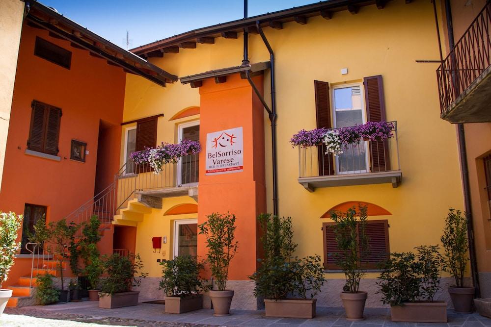 Pet Friendly Bel Sorriso Varese - Dormire Felice Rooms & Apartments