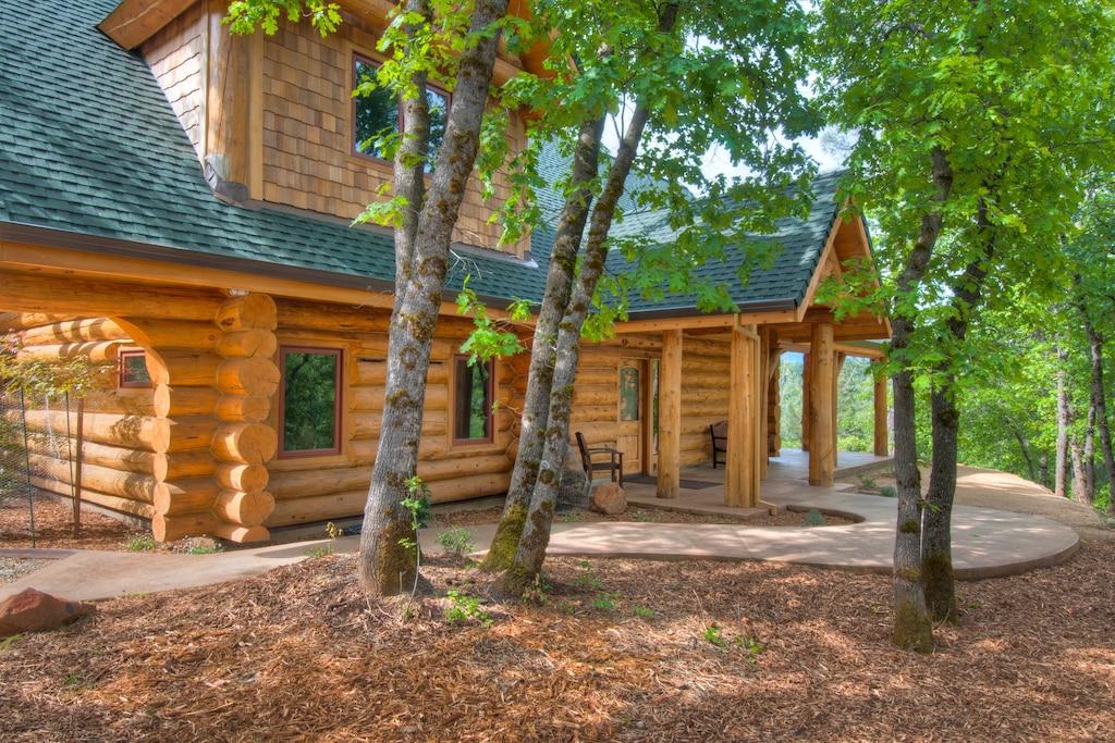 Shasta Lake Airbnb Rentals Pet Policy