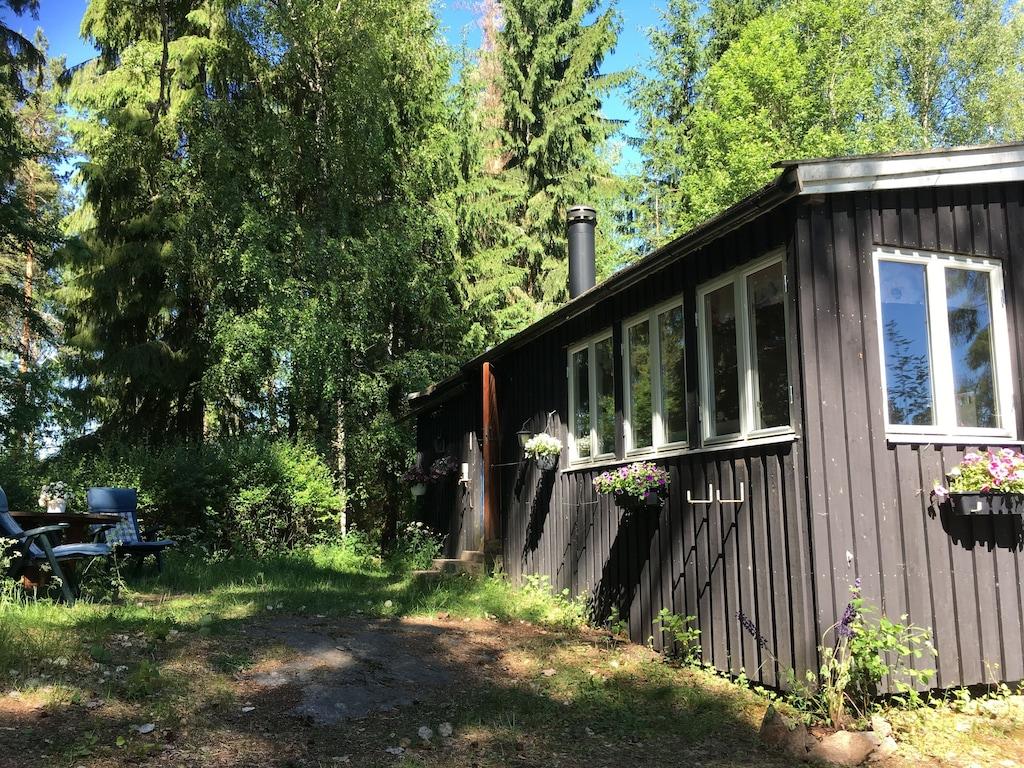 Pet Friendly Blaubeeren Hütte Am See