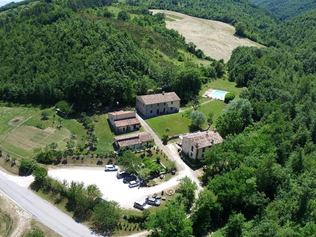 Pet Friendly Stay on the Border Between Marche & Umbria