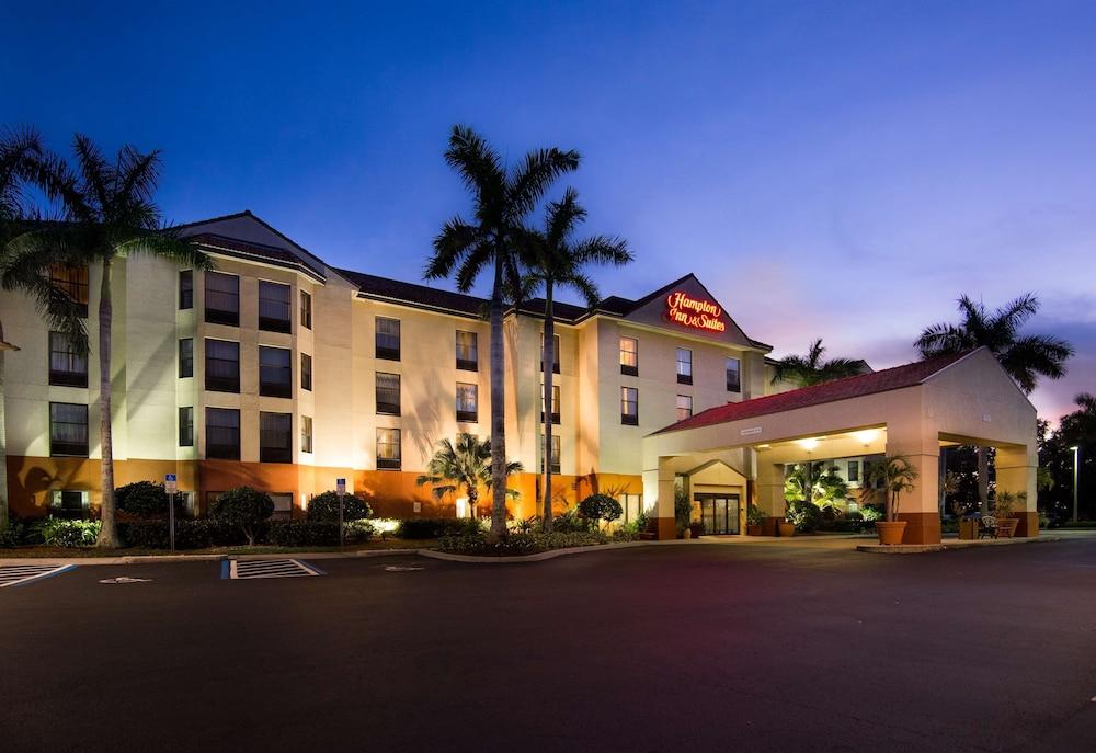 Hampton Inn & Suites Fort Myers Beach Pet Policy