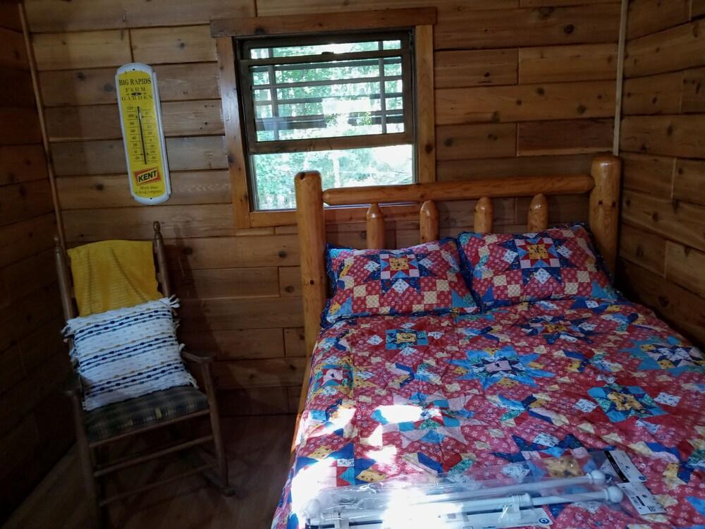 Pet Friendly Cannabis Cabin 2 (With Extras)