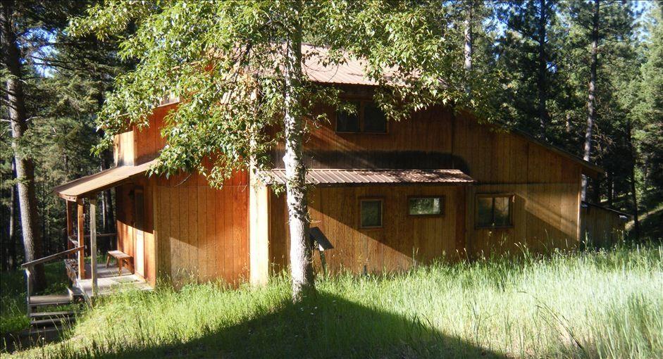 Bitterroot Haven Pet Policy