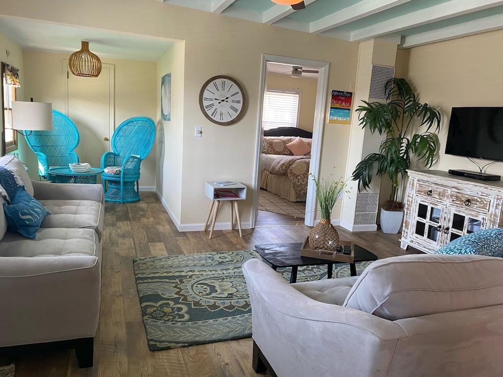 Pet Friendly Meander on Up Beach House