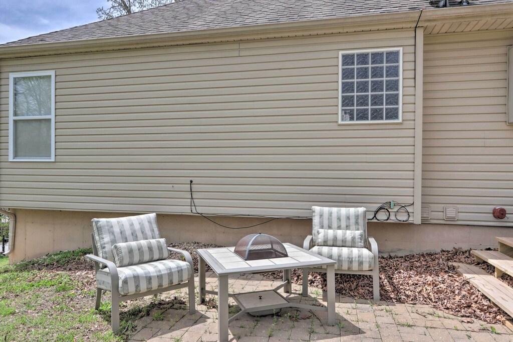 FamilyFriendly Osage Beach Home Near Marina Pet Policy