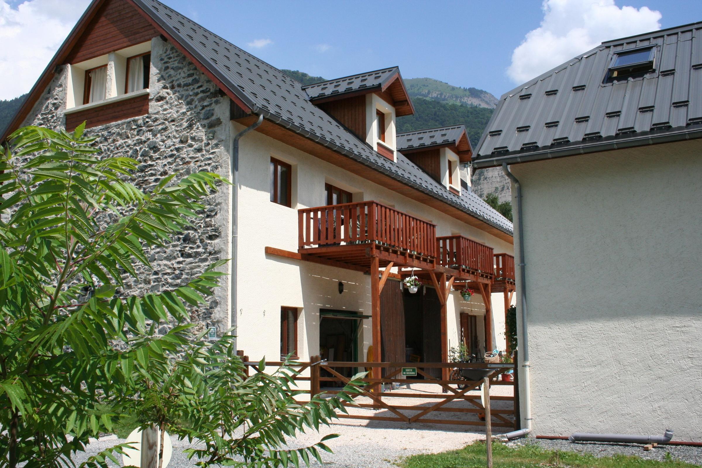 Pet Friendly The Barn Alpine Holiday Home
