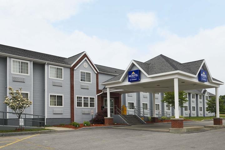 Pet Friendly Microtel Inn & Suites by Wyndham Baldwinsville/Syracuse