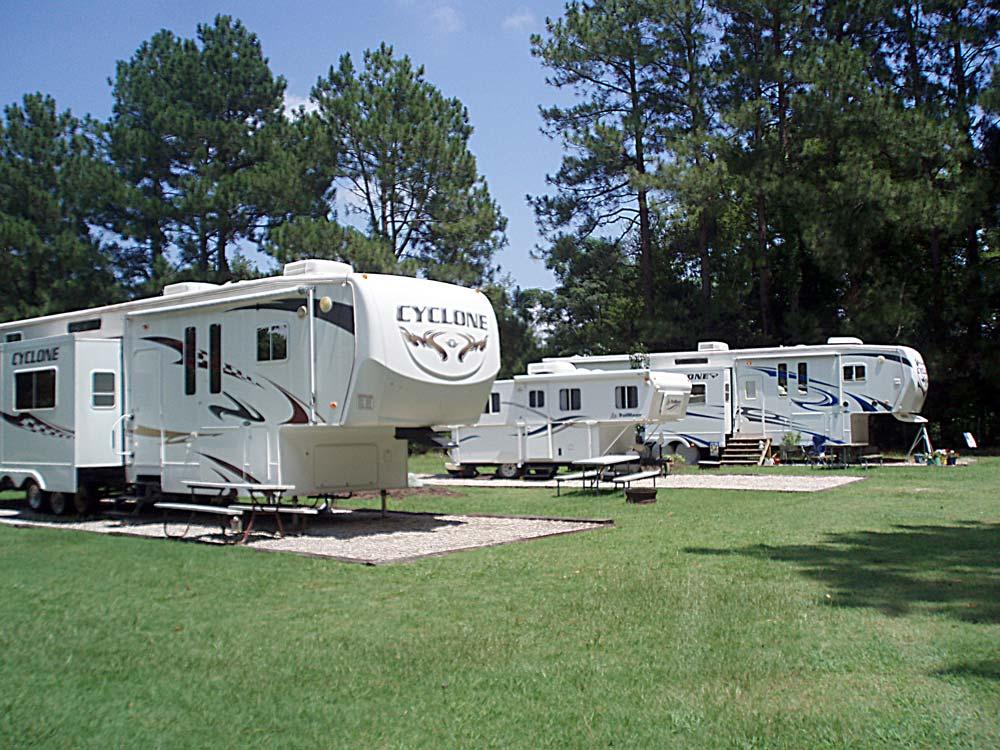 Pet Friendly Campgrounds In Wade Nc Bringfido
