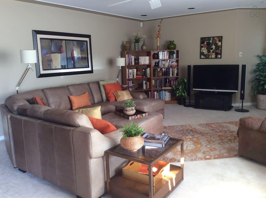 Peachland Airbnb Rentals Pet Policy