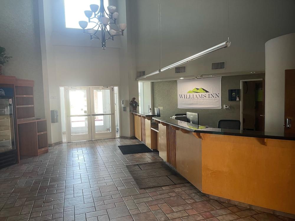 Williams Inn Pet Policy