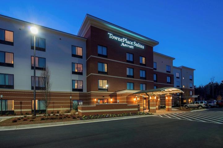 Pet Friendly TownePlace Suites by Marriott Newnan
