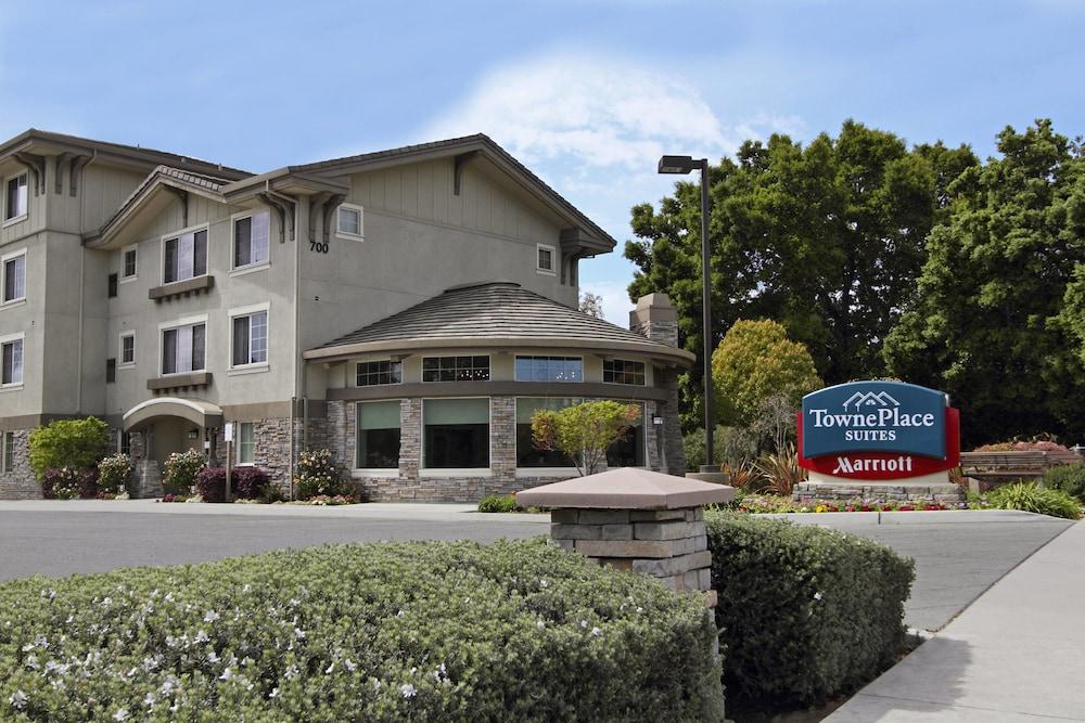Pet Friendly TownePlace Suites by Marriott San Jose Campbell