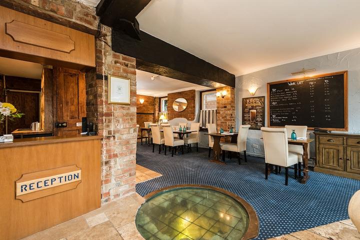 Pet Friendly The Inn with the Well