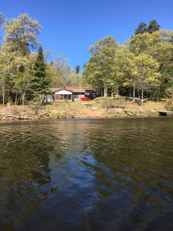 Cozy Cabin on Upper Hay Lake Pet Policy