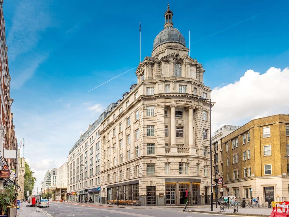 Pet Friendly Travelodge London Central City Road Hotel