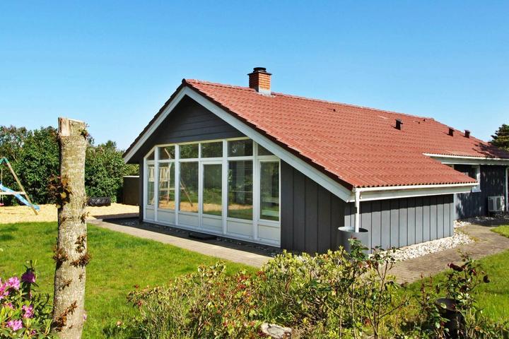 Pet Friendly Peaceful Holiday Home in Hemmet With Terrace