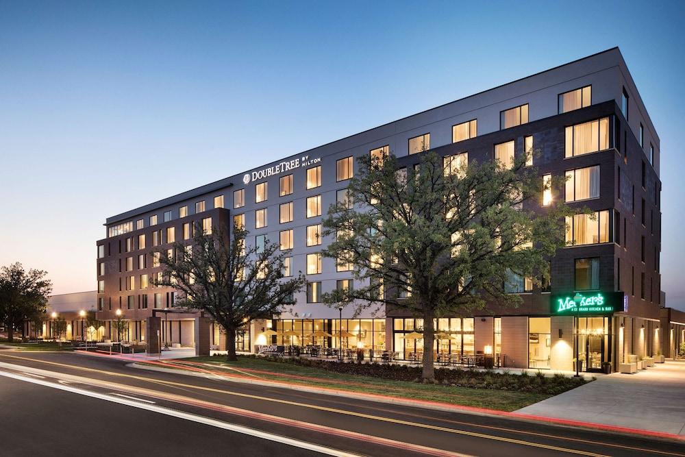 Pet Friendly DoubleTree by Hilton Greeley at Lincoln Park