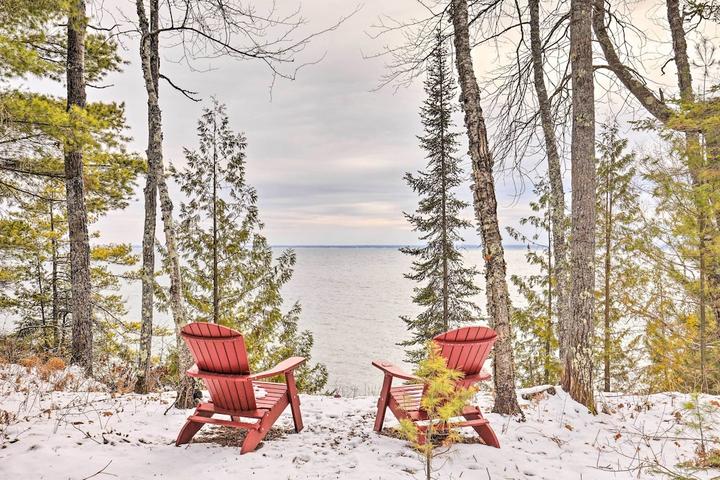 Pet Friendly Cabin on Lake Superior Near Bayfield