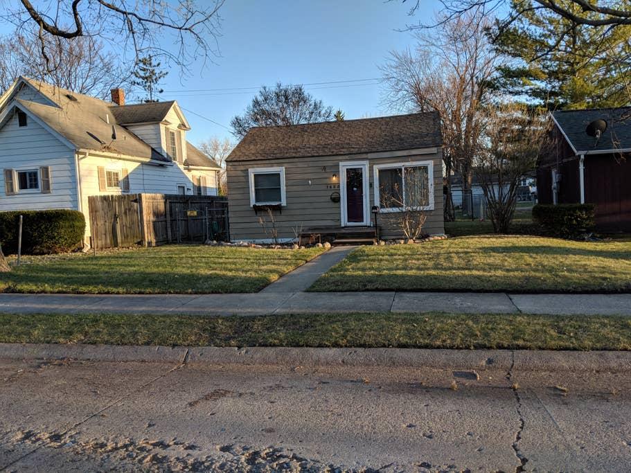 Pet Friendly Hotels In Freeland Mi Bringfido