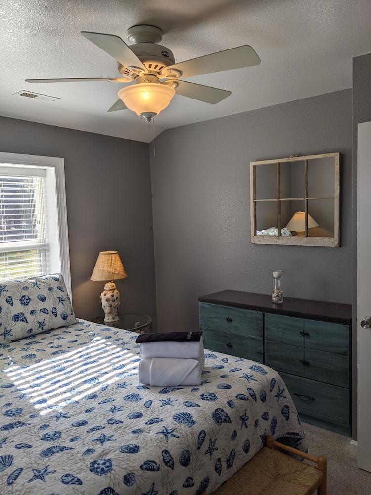 Outer Banks Island Cottage Pet Policy