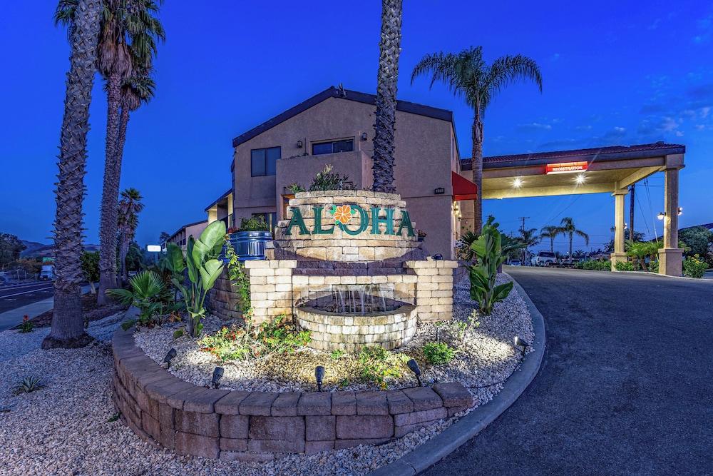 Pet Friendly Aloha Inn