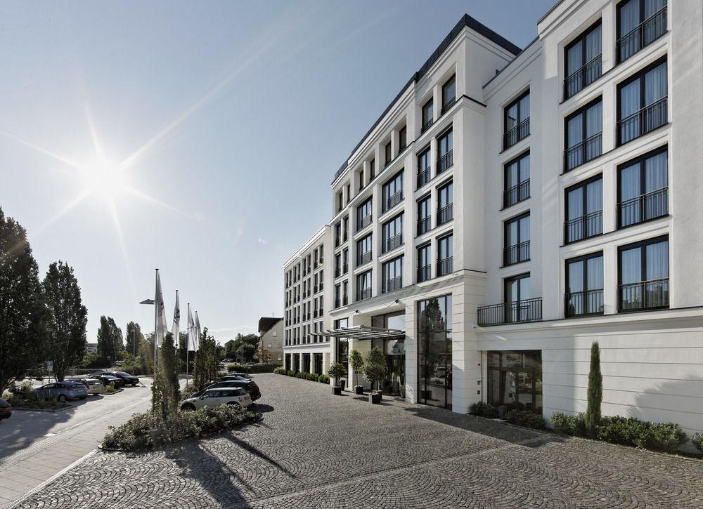 Parkhotel Stuttgart Messe Airport Pet Policy