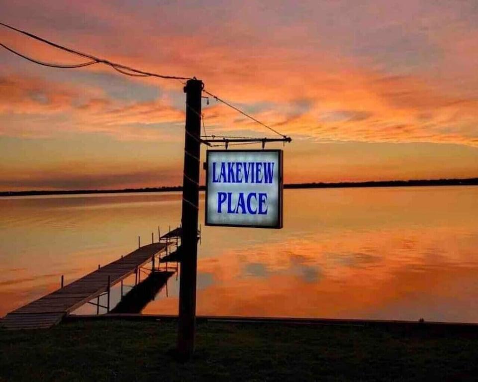 The Lakeview Place Boutique Hotel Unit 4 Pet Policy