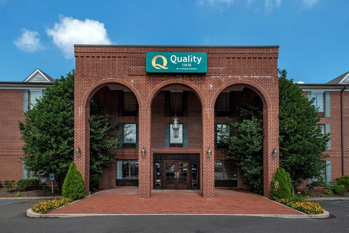 Pet Friendly Quality Inn Montgomeryville - Philadelphia