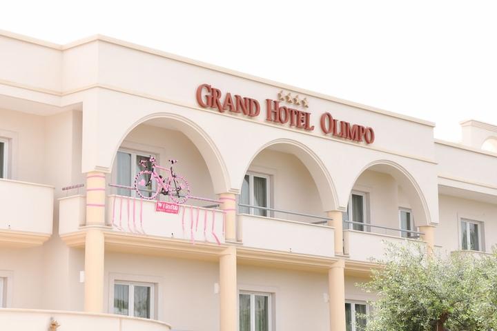 Pet Friendly Grand Hotel Olimpo