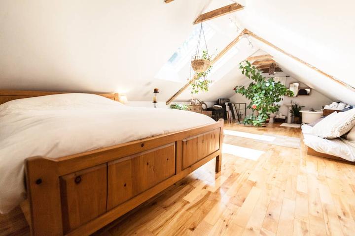 Pet Friendly Deux-Montagnes Airbnb Rentals