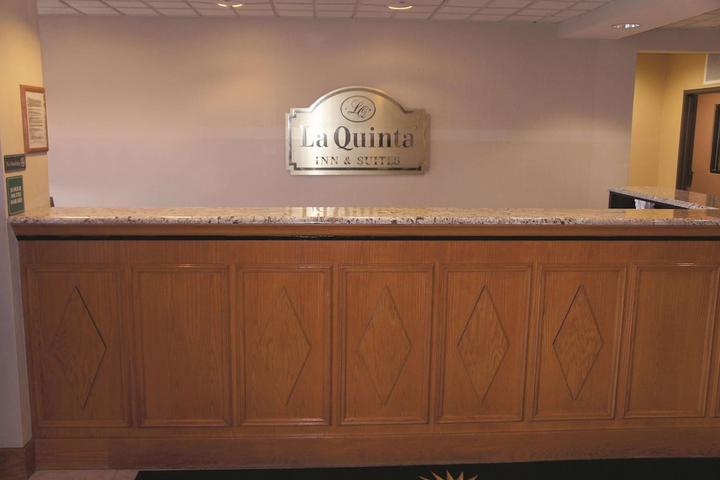 Pet Friendly La Quinta Inn & Suites by Wyndham Omaha Airport Downtown