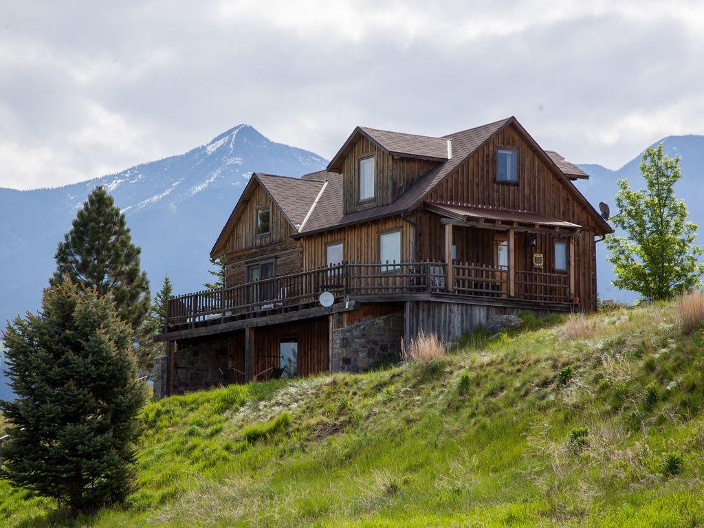 Yellowstone House Pet Policy