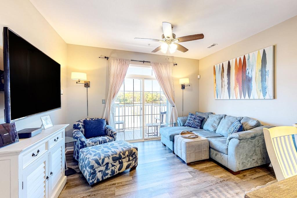 2nd Floor Grande at Canal Pointe Condo Pet Policy